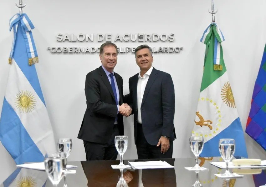 Santilli consiguió en Chaco promesas de apoyo a la reforma laboral