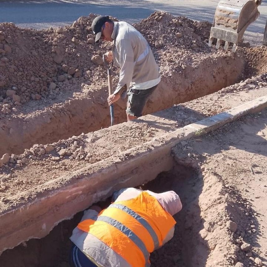 SAMEEP REFUERZA EL SUMINISTRO DE AGUA EN TACO POZO CON NUEVAS CONEXIONES
