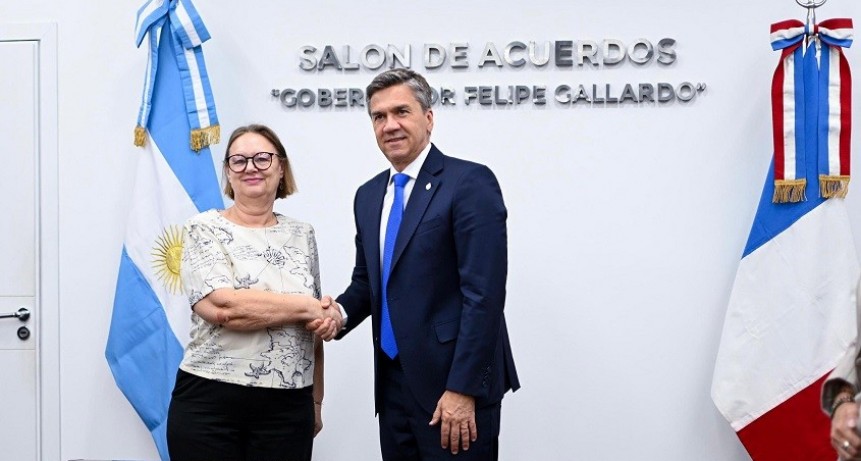 EL GOBIERNO DEL CHACO AVANZA EN UN ACUERDO DE INTERCAMBIO EDUCATIVO CON FRANCIA