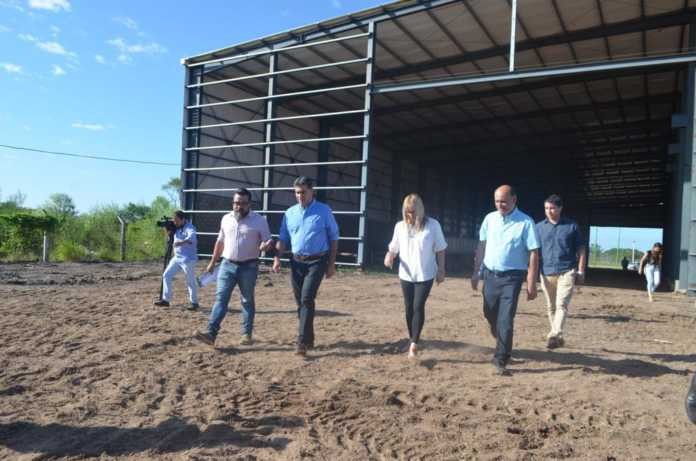 Capitanich recorrió fábrica metalúrgica de Fontana que en abril incorporará 70 puestos de trabajo