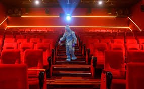 El Gobierno elaboró un protocolo sanitario para la reapertura de las salas de cine pero todavía no lo aprobó