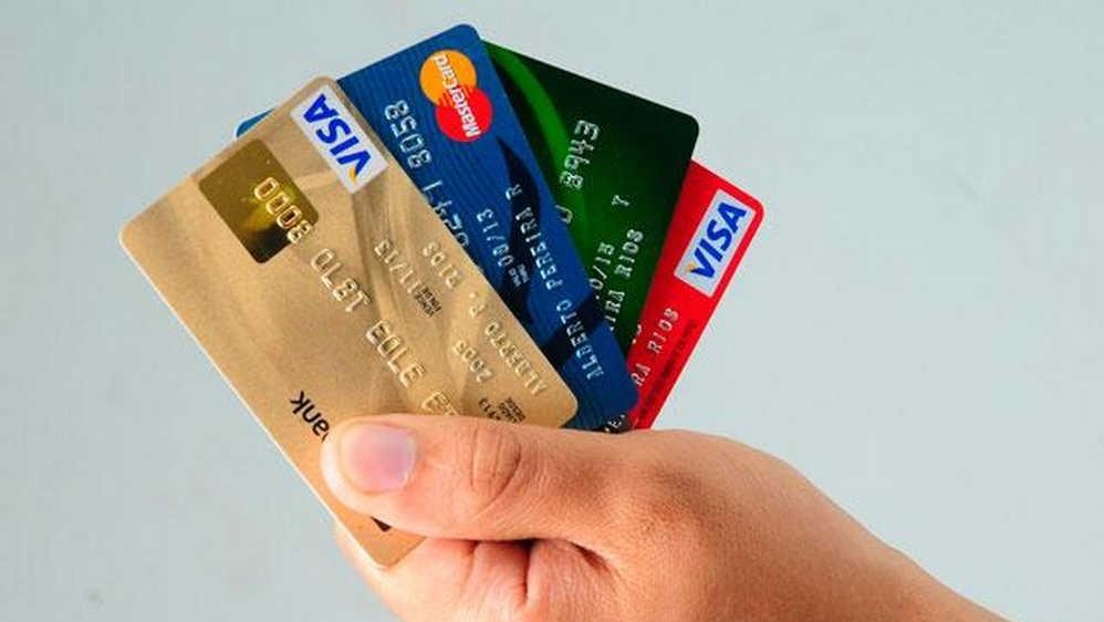 Atención al usar tu tarjeta de crédito: estos son los datos que controla la AFIP sobre tus gastos