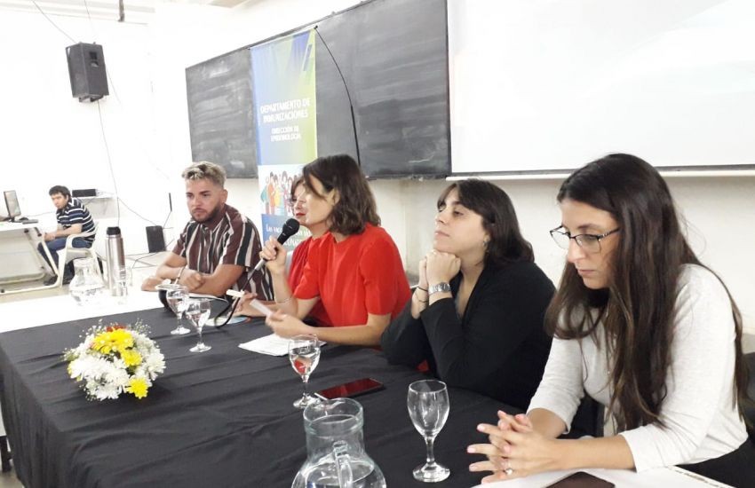 El Ministerio de Salud inició la distribución de vacunas contra la Meningitis