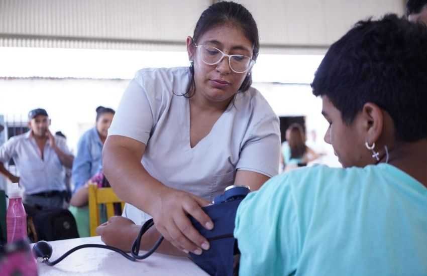 Salud atendió a más de 700 personas en operativos integrales