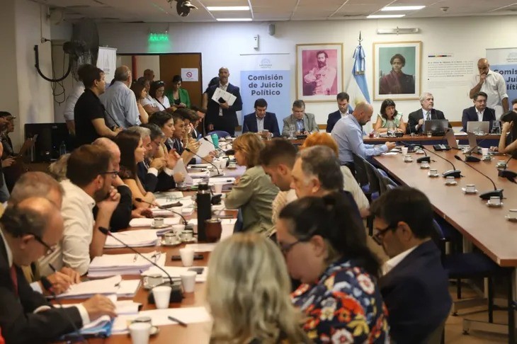 Diputados aprobó la admisibilidad al juicio político a los miembros de la Corte