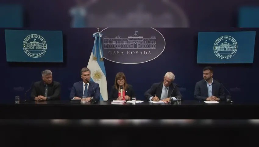 Zdero, Bullrich y Cúneo Libarona sobre la situación piquetera en Chaco: "El gobierno anterior dejó hacer porque sus funcionarios recibían dádivas sexuales"
