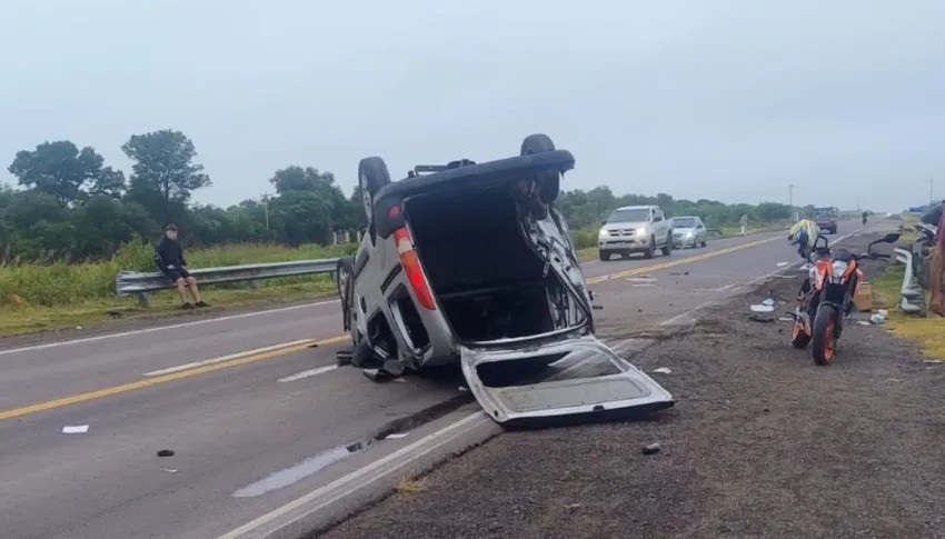 Volcó un vehículo en Ruta 11: un menor de 8 años herido