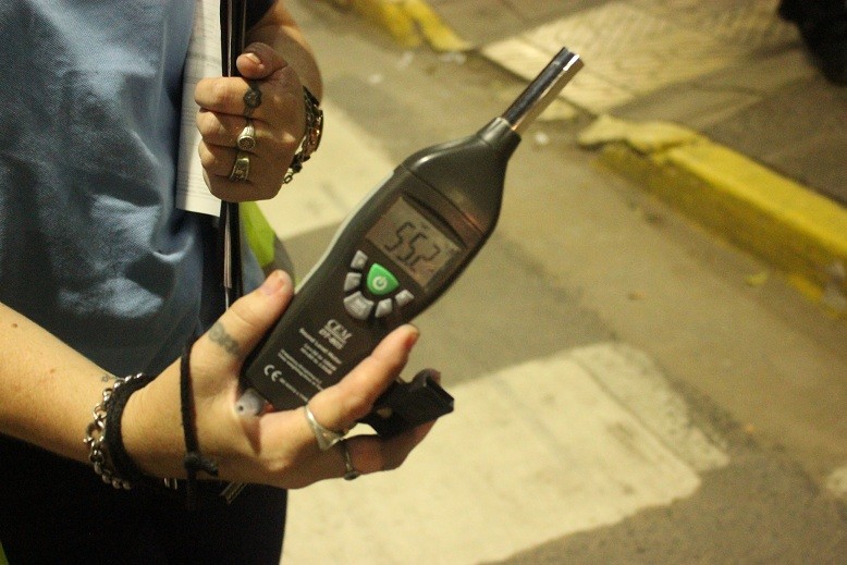 Inspectores, con la colaboración de la Guardia Comunitaria y motoristas, refuerzan los controles vehiculares nocturnos