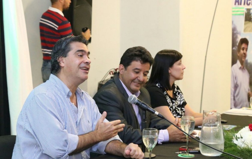 Capitanich presentó el libro “El Impenetrable que yo conocí” de Ariel Peña