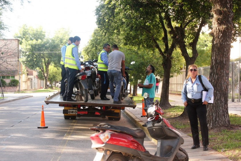 Nuevos operativos municipales de control de tránsito: 23 motos removidas al corralón