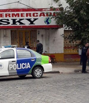 Triple crimen en súper de Junín: aparecieron tres chinos acuchillados