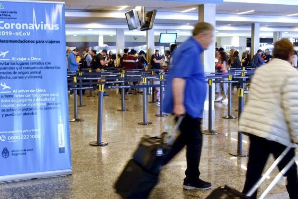 Coronavirus: restringen el ingreso de extranjeros a la Argentina 