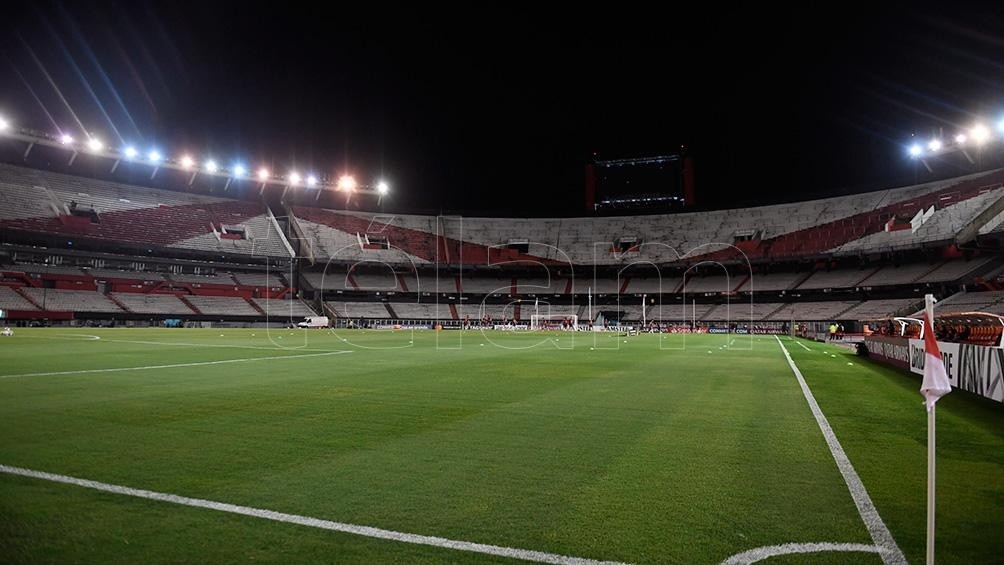 Coronavirus: el fútbol argentino continuará su actividad a puertas cerradas