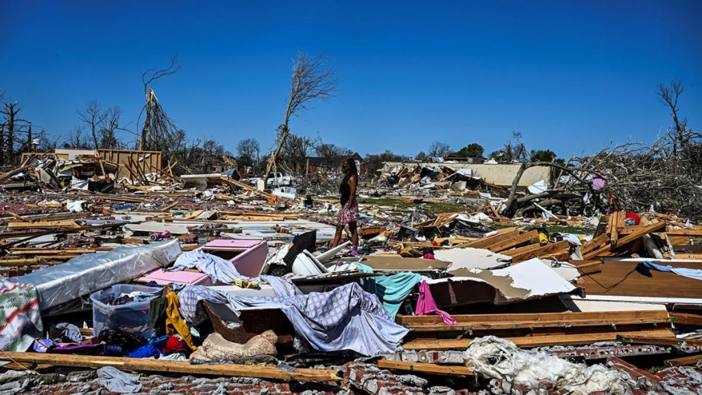 Misisipi, devastada tras el paso de tornados que dejaron al menos 25 muertos