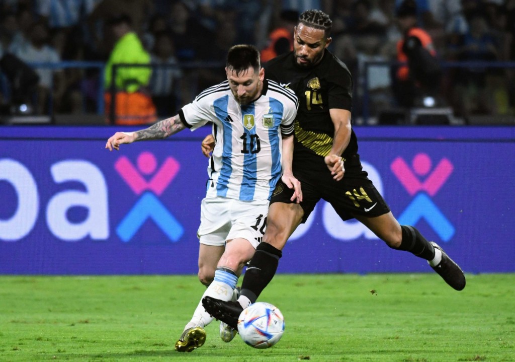 La Selección Argentina se despidió del país con goleadad a Curazao y show de Messi