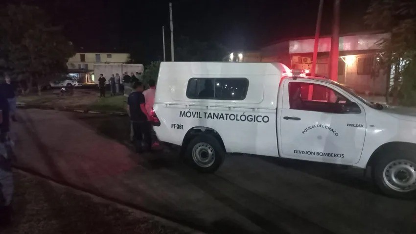  Resistencia: encuentran sin vida a un joven en la calle junto a su moto y una vaina a su costado
