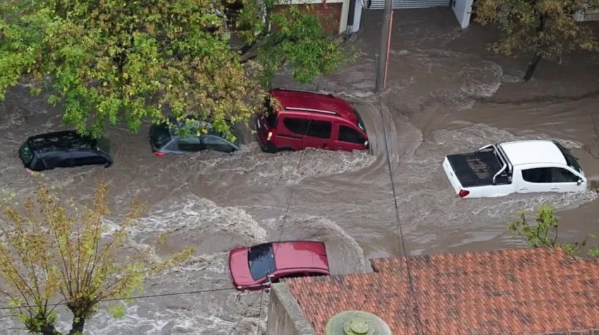 Milei decretó tres días de duelo nacional por los fallecidos en Bahía Blanca