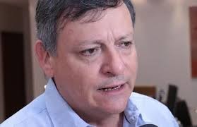 Peppo no asistió hoy a la reunión de gobernadores con el presidente, recién lo hará el jueves