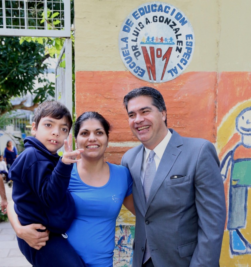 Capitanich ratificó su compromiso para la continuidad de la obra de la Escuela de Educación Especial Nº 1