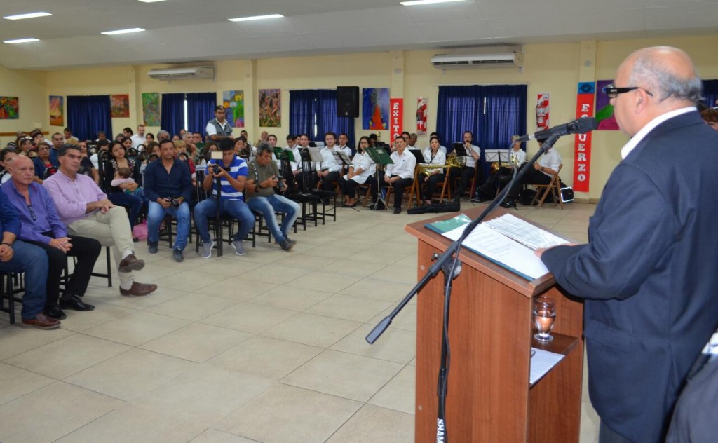Capitanich acompañó la inauguración del ciclo lectivo y carreras del Instituto Técnico del STM