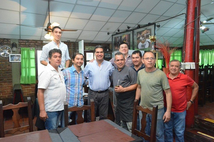 Capitanich y cooperativa El Parrillero analizaron  propuestas de expansión de su proyecto de trabajo