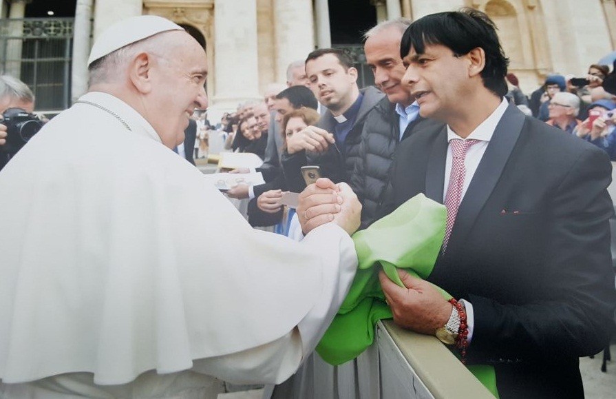 UPCP representado por José Niz, fue recibido por el Papa Francisco