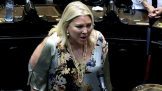 "Gracias a Dios se murió De la Sota", dijo Carrió pero luego se disculpó