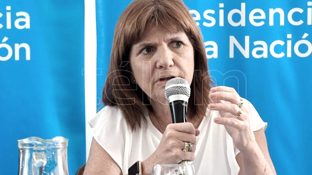 Bullrich denunció que ataques a los medios de transporte son