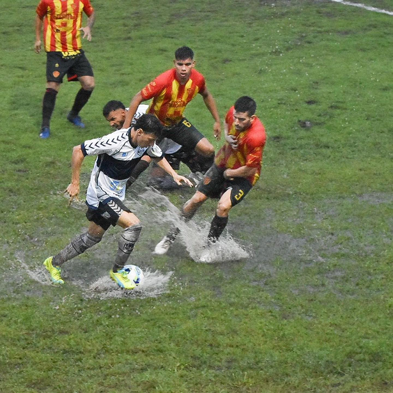 Sarmiento dejó el invicto ante San Martín en Formosa
