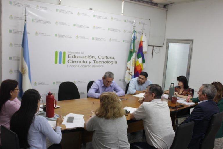 Chaco: Educación ultima detalles para el concurso de ascenso de directores y directoras de nivel primario
