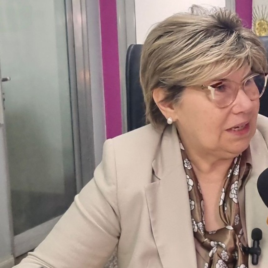 LA MINISTRA NAIDENOFF DESTAC&Oacute; EL TRABAJO EN LAS INSTITUCIONES ESCOLARES PARA CONSOLIDAR LA ALIANZA ESCUELA- FAMILIA Y ESTADO