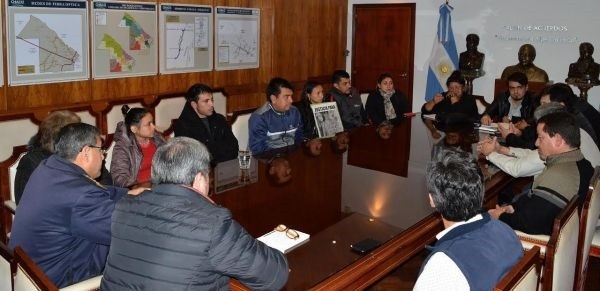 El Ministro de Seguridad recibió a la familia de la mujer asesinada en un motel