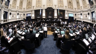 Evacuaron la Legislatura por una amenaza de bomba