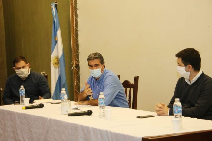 Sáenz Peña: Capitanich se reunió con intendentes de las regiones 3 y 4 para consensuar medidas en la fase 4 del aislamiento