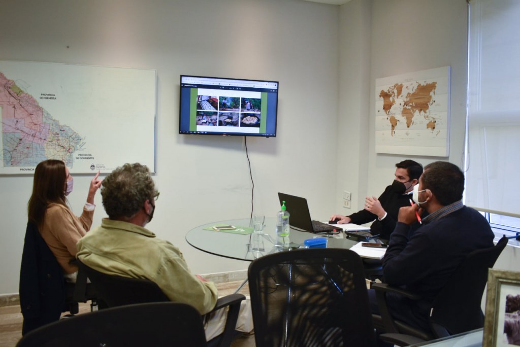 El gobierno y la fundación Rewilding presentaron la escuela taller de turismo de naturaleza el Bermejito