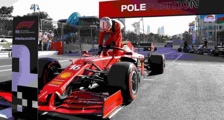  Leclerc con Ferrari larga desde la pole position en el Gran Premio de España 