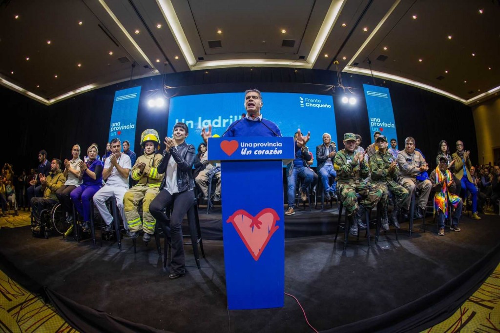 Capitanich convocó a precandidatos y precandidatas a “hacer una campaña con ideas y desde el corazón”