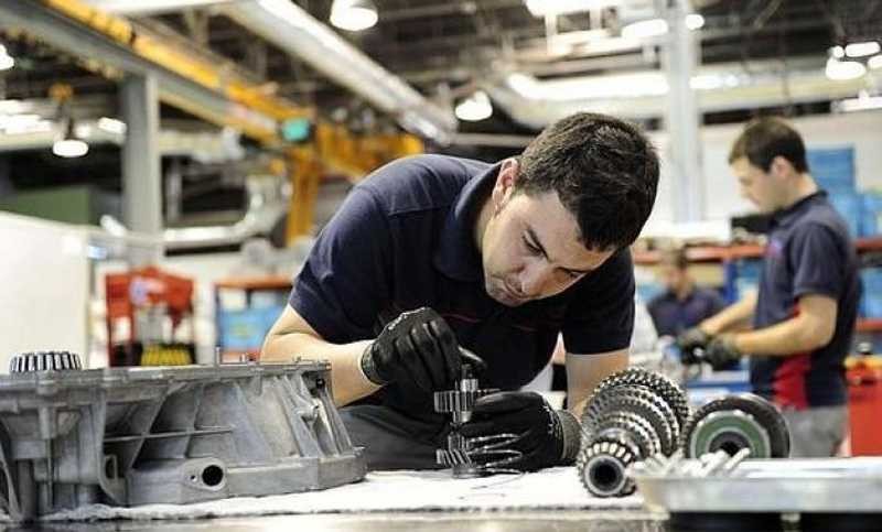 El empleo industrial acumula 33 meses consecutivos de crecimiento
