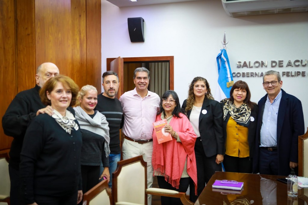 Chaco: Capitanich y trabajadores sociales definieron agenda para atender temas inherentes al sector
