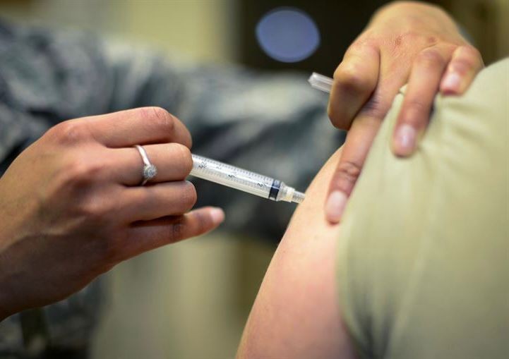 Salud: comenzó la vacunación invernal para prevenir las enfermedades respiratorias