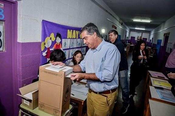 Elecciones Chaco 2025, en vivo: votó Jorge Capitanich y advirtió que “la gente tiene que optar entre comer o pagar la luz”
