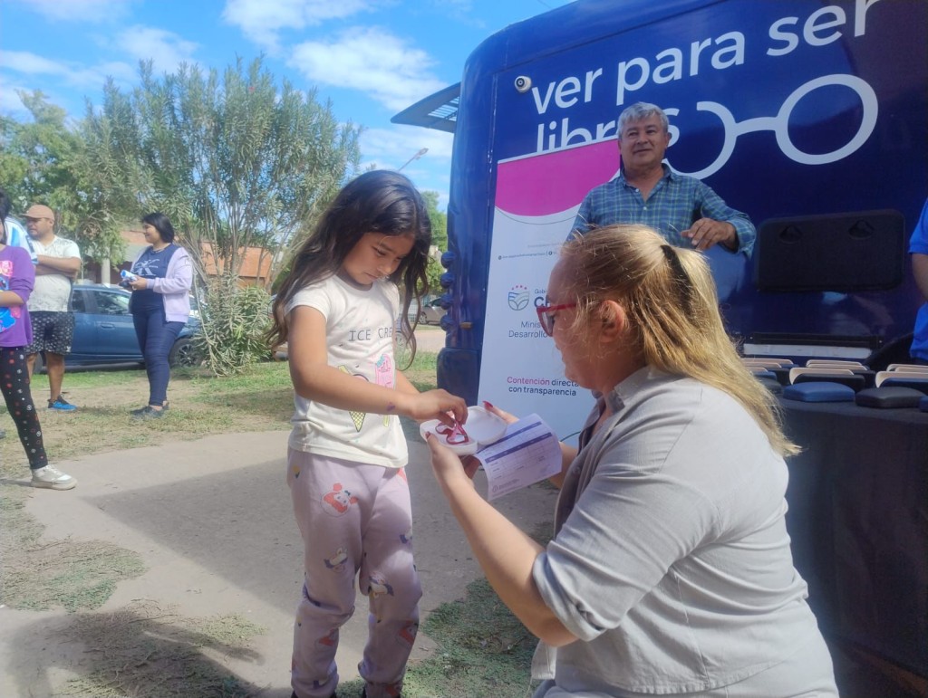 VER PARA SER LIBRES 2026: EL OPERATIVO OFTALMOL&Oacute;GICO LLEG&Oacute; HOY A PAMPA DEL INFIERNO Y PAMPA DEL INDIO