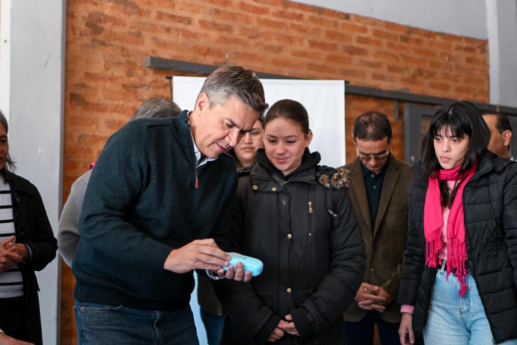 COLONIA ELISA: ZDERO DESTAC&Oacute; EL IMPACTO DEL PROGRAMA &ldquo;VER PARA SER LIBRES&rdquo; EN TODA LA PROVINCIA