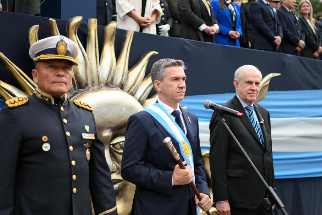 216&deg; ANIVERSARIO DE LA REVOLUCI&Oacute;N DE MAYO: &ldquo;LA PATRIA NO SE CONSTRUYE DESDE EL PESIMISMO, SINO DESDE EL COMPROMISO&rdquo; EXPRES&Oacute; ZDERO