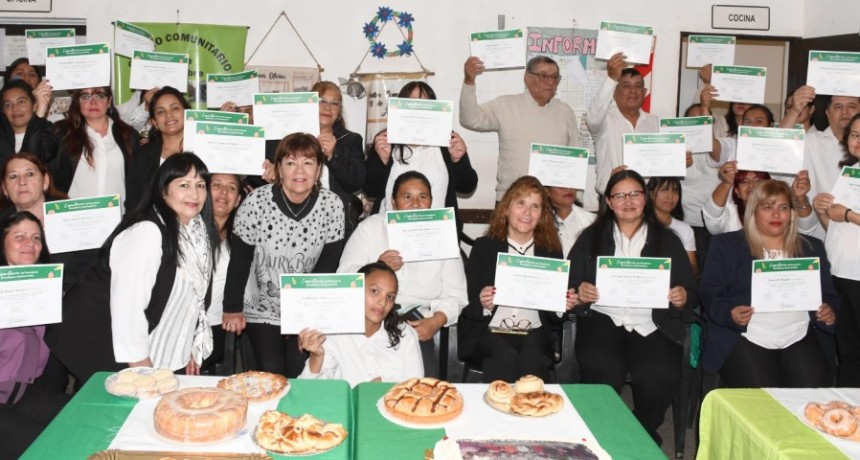 M&Aacute;S DE 200 PERSONAS YA SE CAPACITARON EN LOS CURSOS DE PANADER&Iacute;A Y PASTELER&Iacute;A, QUE ORGANIZA LA MUNICIPALIDAD