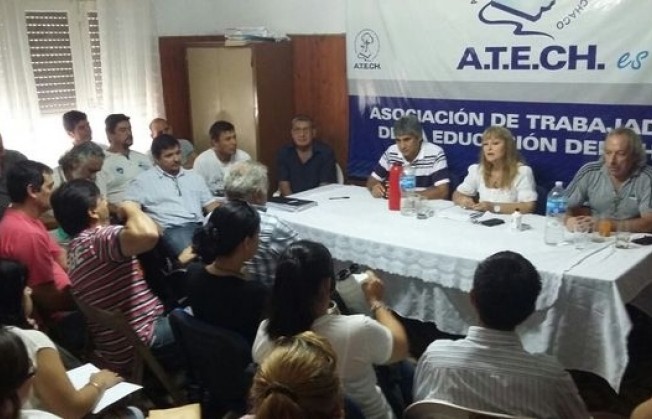 Atech ratifica el paro docente de este jueves y viernes