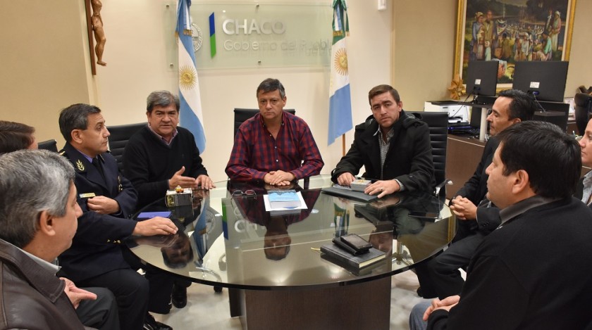 PEPPO RECIBIÓ AL OFICIAL CHAQUEÑO QUE SE CAPACITÓ EN ANTISECUESTRO Y ANTIEXTORSIÓN EN COLOMBIA