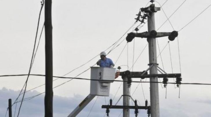 A la siesta de este viernes, Secheep realiza trabajos en dos líneas de alta tensión