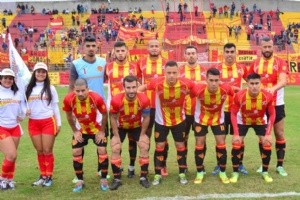 Sarmiento jugará de local el primer partido por los 4° de final