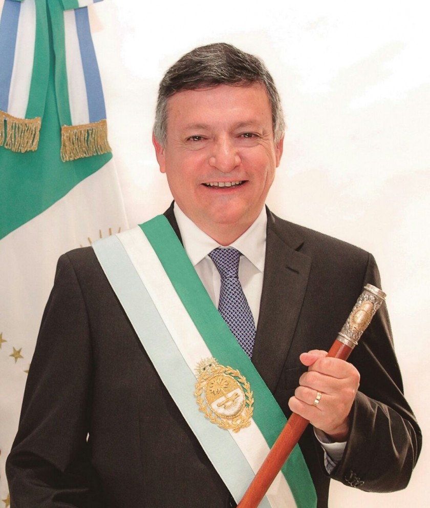 FELIZ DÍA A LOS PERIODISTAS QUE SE PONEN AL HOMBRO LA RESPONSABILIDAD DE INFORMAR        	 *Por ingeniero Domingo Peppo.
